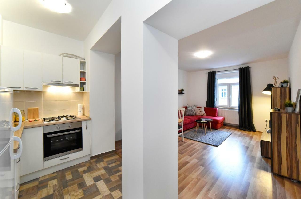 Block Apartment Maks Zagreb Eksteriør billede